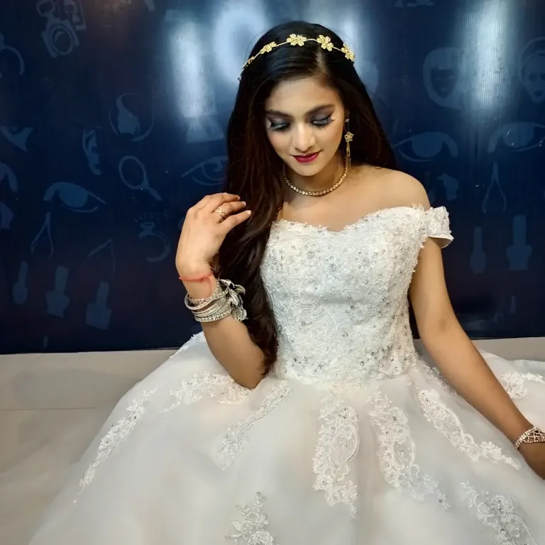 Impulse Institute of Art and Makeup