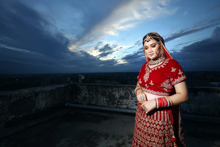 Magic Touch by Riya Singh Logo