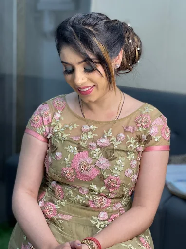 VLCC Kanpur Makeup Course