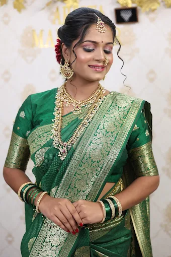 arpitamakeupstudioacademymumbaimakeupclass