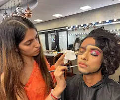 bombayschoolofmakeuphairmakeupclass
