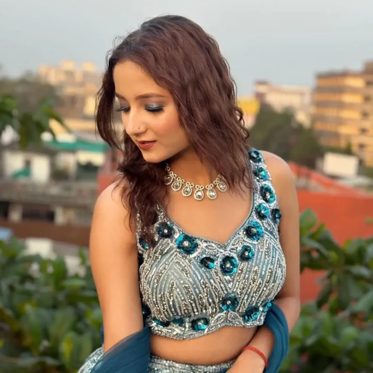 iicamakeuplook 768x768