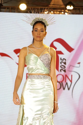 ltaschoolofbeautyborivalimakeupclass