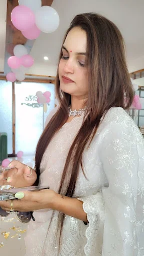 manasvinailsmakeupstudioujjainprofile