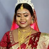 mouparnazmakeoveracademydurgapurmakeupclasses