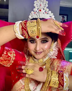 neeldavidssalonloungeandacademymaldamakeupcourse