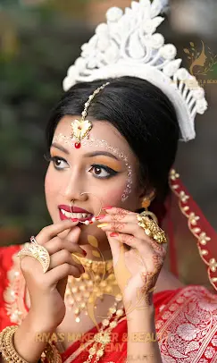 riyamakeoverandbeautyacademybardhamanmakeupcourse