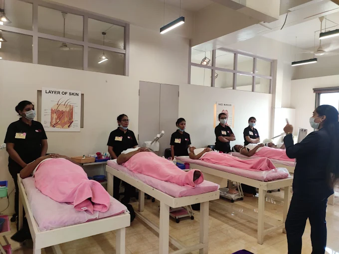 rupitainstitutesmjoshicallegebeautypuneskincourse