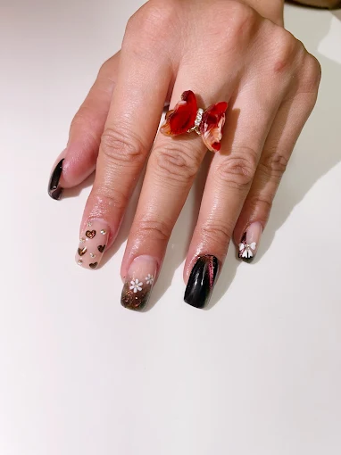 themakeupcollectivenailmakeup