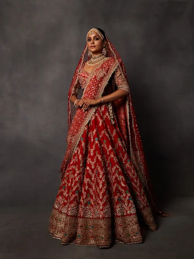 theschoolofmakeupandhairmumbaimakeupclass