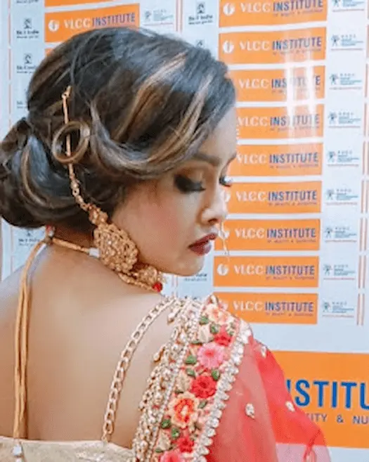 vlccschoolofbeautyinstitutei sector18noidastudent