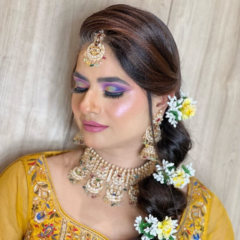 Aarohi Makeover Studio and Academy Ludhiana makeup 768x768