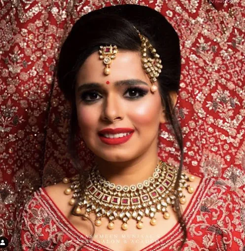 Aashmeen Munjaals Star Makeup Course