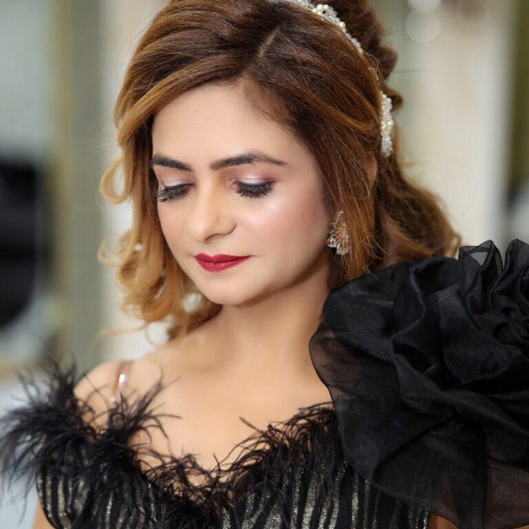 Alex International salon Ludhiana logo 768x768