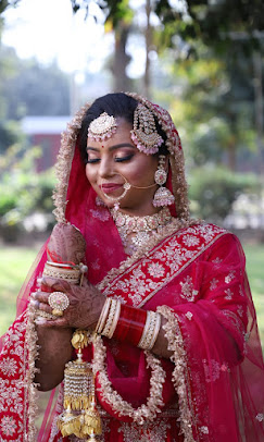 Bella international school of beauty Wellness Patiala makeup class