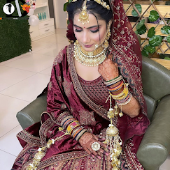 Bhawna Sapra Makeovers Unisex Salon Academy Hisar makeup