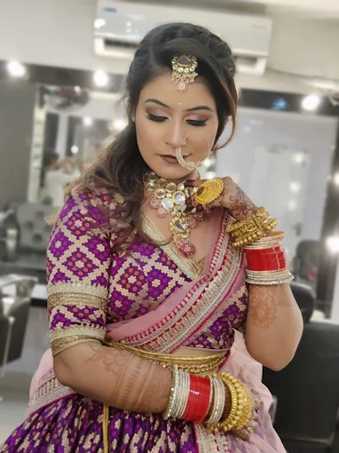 Brush Makeove Makeup