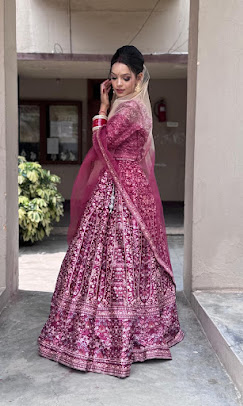 Clara International Beauty College makeup