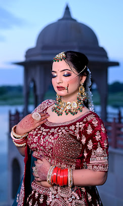 D.S. makeup studio academy makeup class