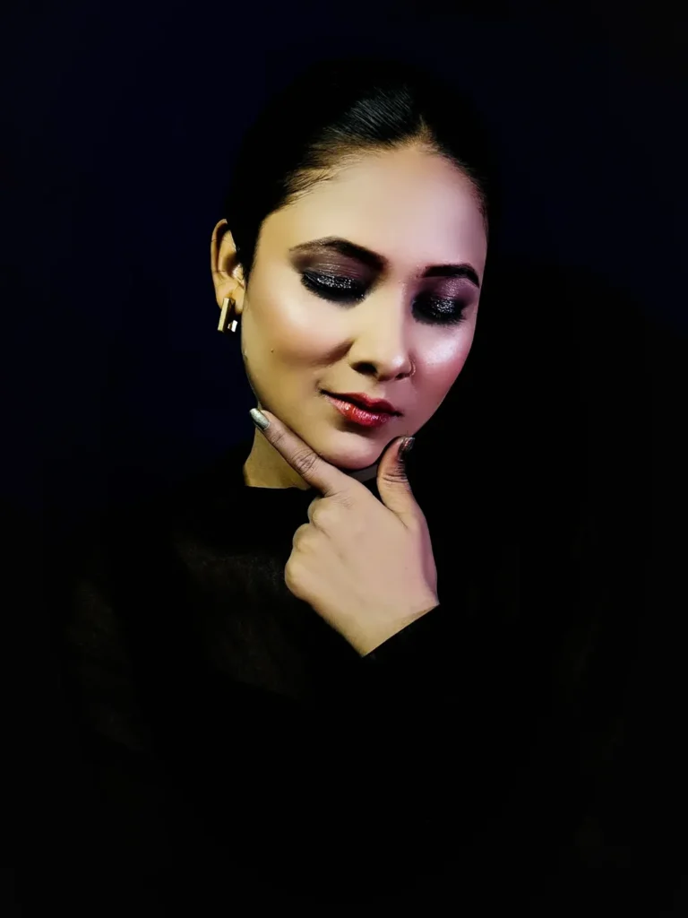 ES MAKEUP STUDIO AND ACADEMY makeuo 768x1024