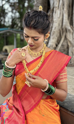 Entire Unisex salon academy akeup