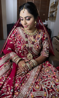 Glowio Beauty Salon Academy Jind makeup