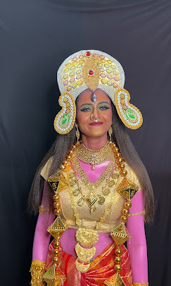 Hum Tum Hair N Makeup Academy makeupcourse