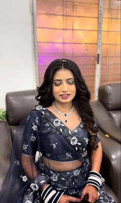 ICON SALON ACADEMY makeup course