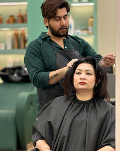 Iconik Salon Academy hair course