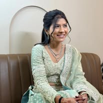 Iconik Salon Academy makeup