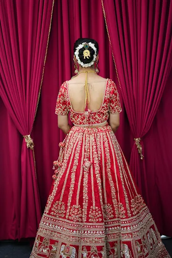 Kiran Malik Makeover Beauty Studio Academy Rohtak hiar style