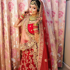 Kridha beauty salon academy makeup course