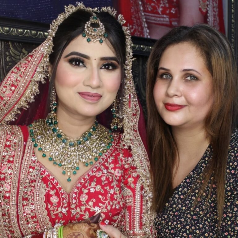 LADY DINA BEAUTY MAKEUP STUDIO logo 768x768