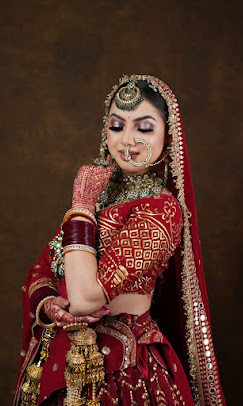 Lakshmi Pandey Makeup Studio Academy makeup class