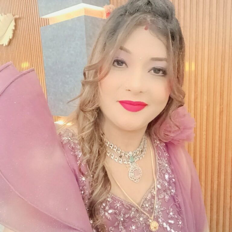 Makeup Mantra Salon Academy Karnal logo 768x768