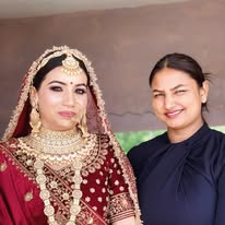 Oflet International institute of beauty wellness Abohar makeup