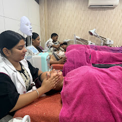 Orane international School of beauty wellness Ambala Cantt skin class