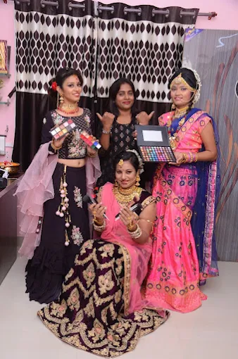 PallaviS Beauty Academy and Beauty Care makeup class