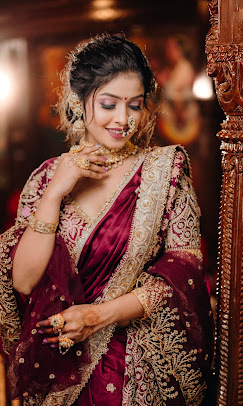 Pranali Makeup Studio Academy Kolhapurmakeupcourse