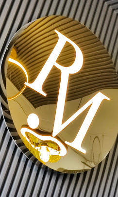 Royal Makeover and Academyl ogo