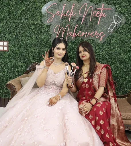 Saheli Beauty School logo