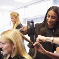 Sambre international institute of Beauty and Wellness in Patran hair course