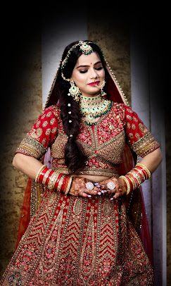 Shikha Makeup Studio nd academy Auraiya makeup class