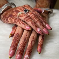 Shweta Makeovers Bridal studio and Academy Patiala nail art