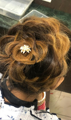 Swiss School of Beauty Khanna hair class