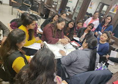 VLCC School of Beauty Institute class