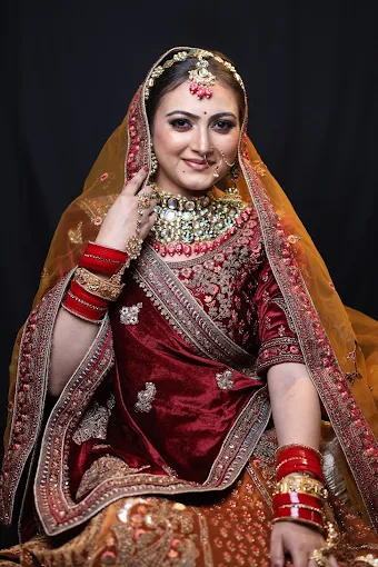 VLCC School of Beauty Institute in Dwarka Nashikprofile