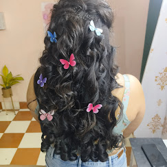 Vanshika GlamUp Studio Academy Kaithal hair stykle