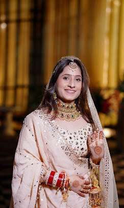 Velvet and Vino Luxury Salon and Academy