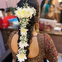 Vicky Varun Academy Studio of Makeup Sirsa hair style